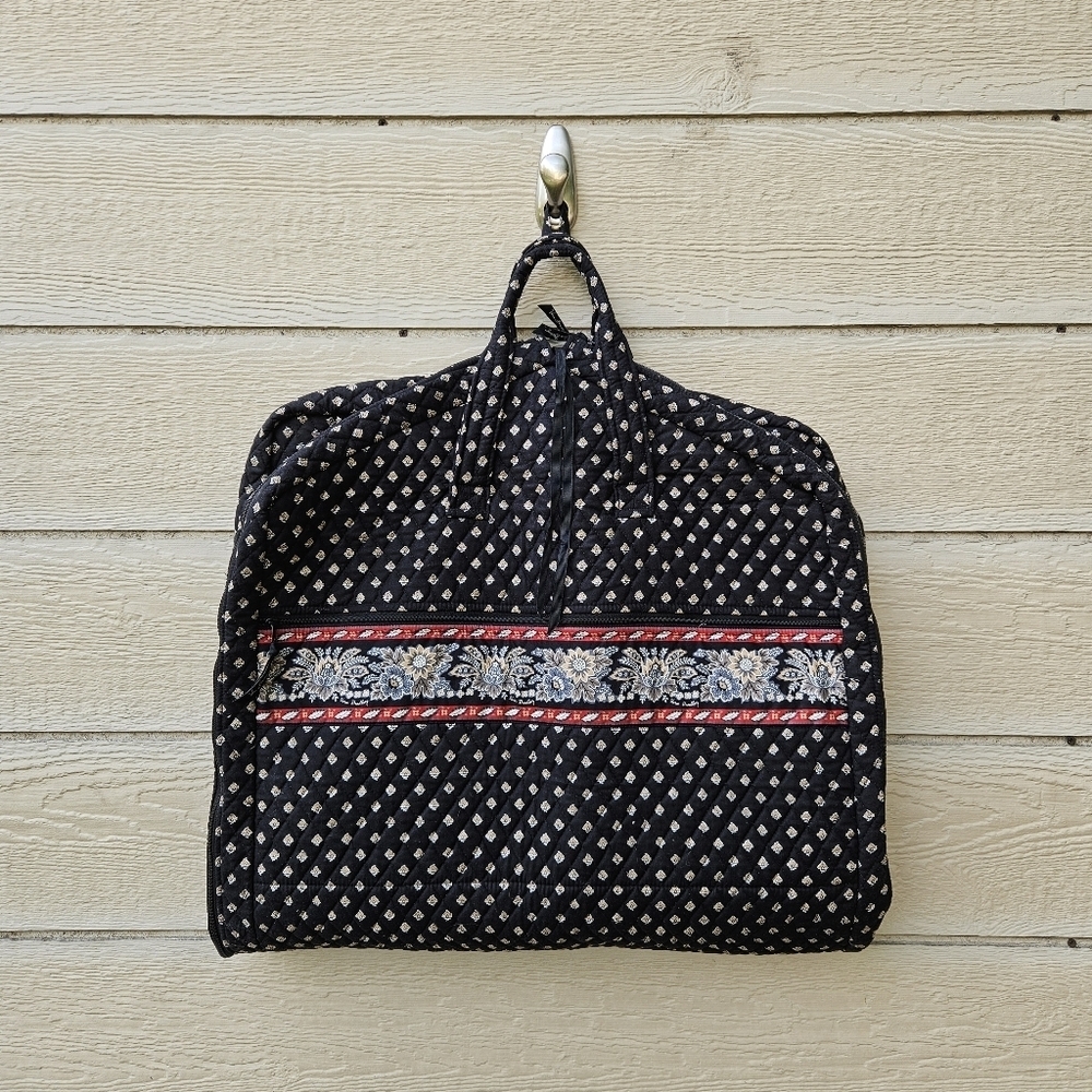 Vera Bradley quilted cotton hanging garment bag black and red medallion print